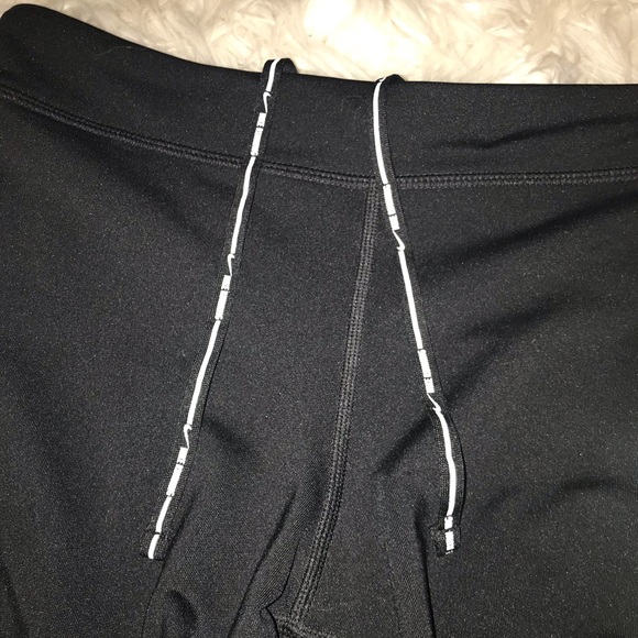 nike running leggings - Picture 5 of 6